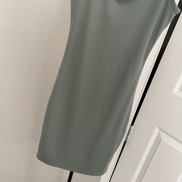 Ribbed mini dress - Picture 3 of 3